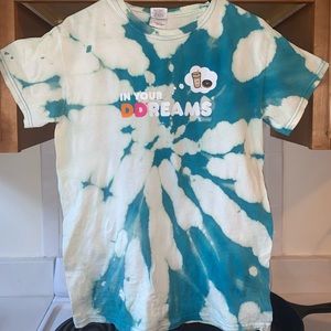 in ya Dunkin’ dreamz tee